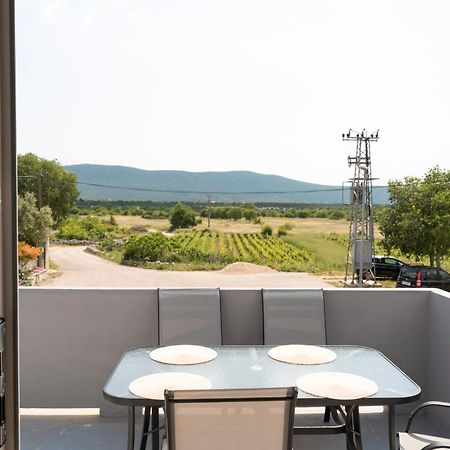 Pave&Ema Apartman Konjevrate Екстериор снимка